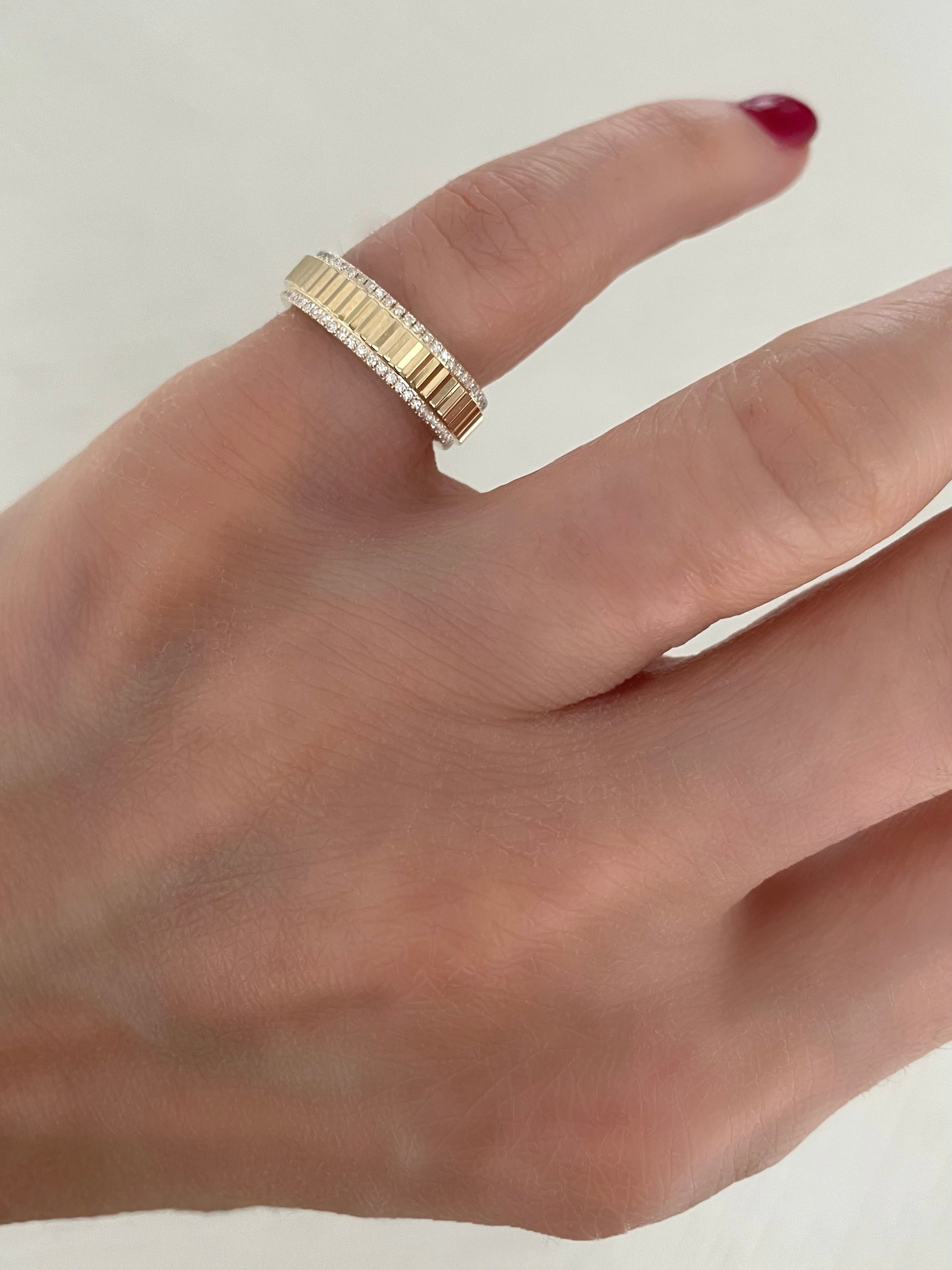 Gold and Diamond Fluted Ring